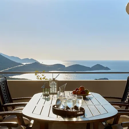 Casa de Férias In Geropotamos Mit Sonnenterrasse